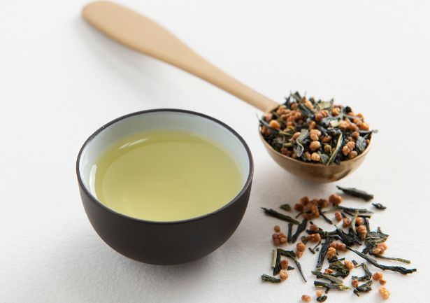 Bật mí các loại trà giải cảm phù hợp cho mùa mưa mà bạn nên thử 