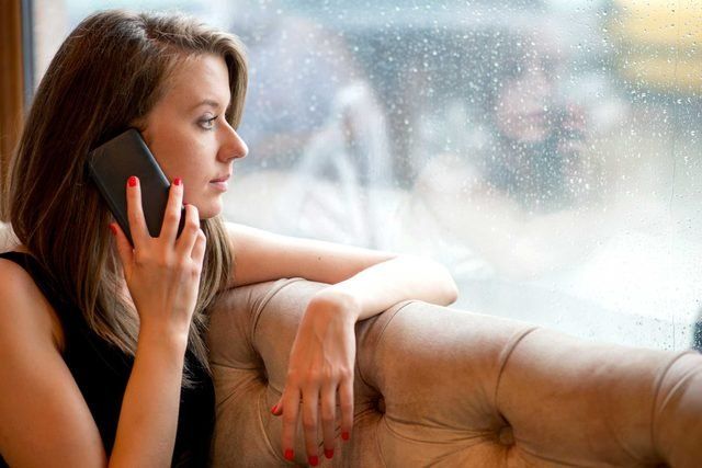  Dành quá nhiều thời gian trên mạng xã hội