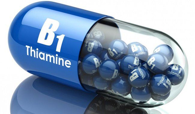 Ủ tóc bằng vitamin B1 giúp kích thích mọc tóc hiệu quả