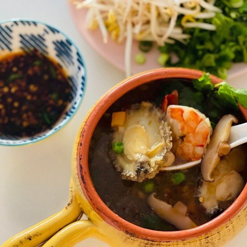  cách nấu súp bào ngư đơn giản tại nhà, giúp bạn dễ dàng chuẩn bị một món ăn bổ dưỡng và sang trọng cho cả gia đình: