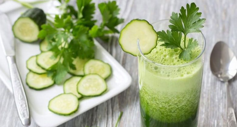 Khám phá 6 loại nước ép rau xanh giúp eo thon dáng đẹp bạn không nên bỏ qua
