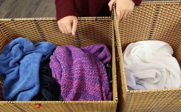 Mách bạn các mẹo giữ màu quần áo khi giặt hiệu quả
