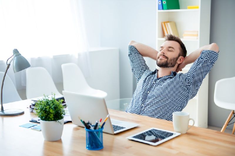 Cách duy trì năng lượng tích cực cho một ngày làm việc năng động