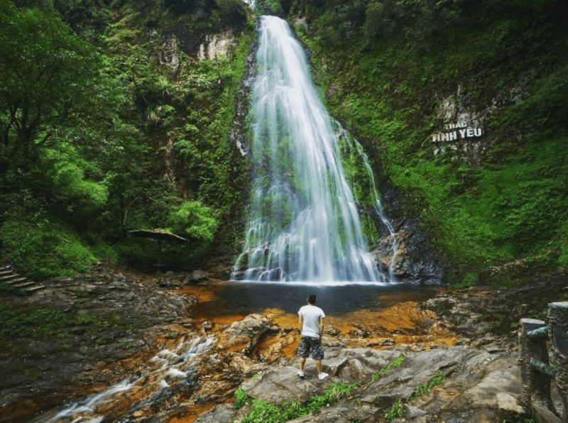 Tham quan thác Bạc và thác Tình Yêu