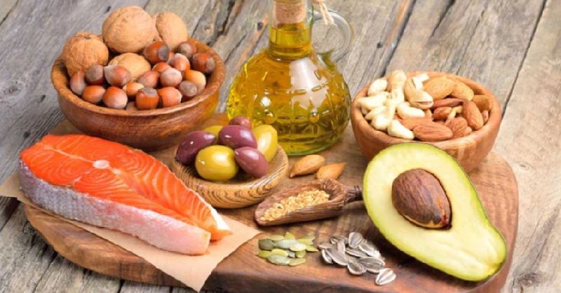 5 dưỡng chất quan trọng giúp phát triển cơ bắp ngoài protein