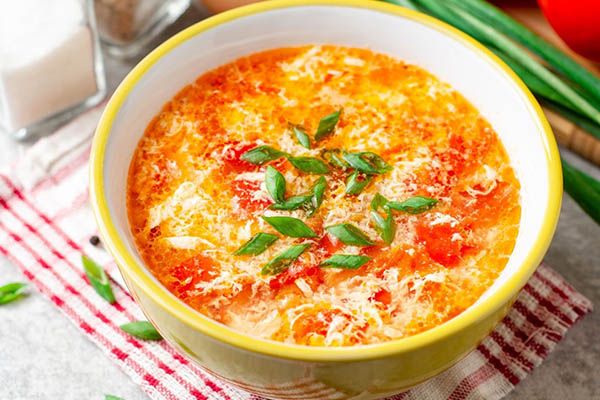 Canh trứng cà chua – Thanh nhẹ, dễ ăn, nấu nhanh trong 10 phút