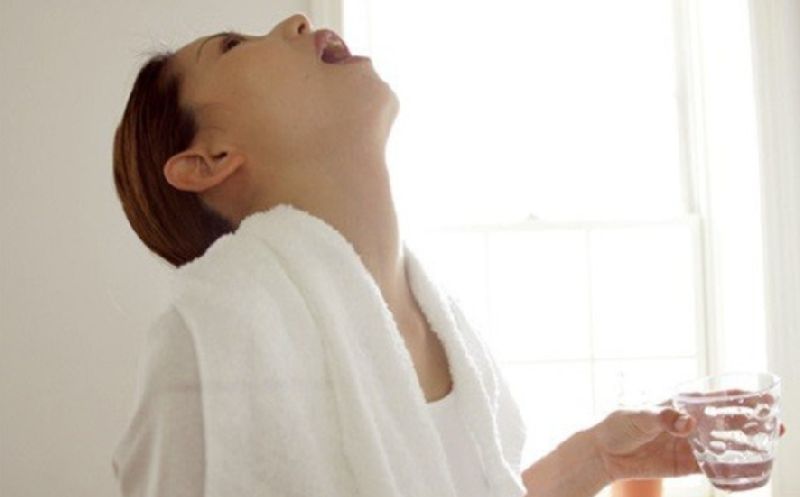 Cách trị ho ngứa cổ họng tại nhà hiệu quả