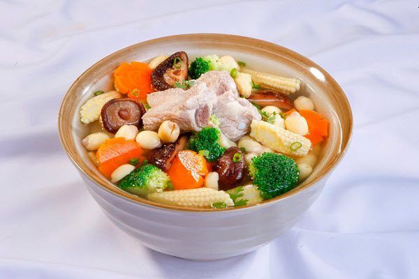 Mẹo giữ trọn vẹn vitamin C trong rau củ tươi khi chế biến