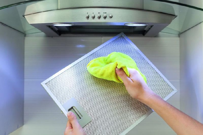 Vệ sinh tấm lưới lọc 