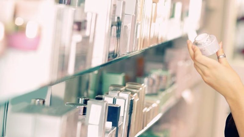 Dùng quá nhiều loại mỹ phẩm cùng lúc