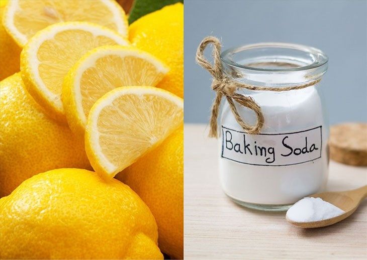 Cổ áo sơ mi là nơi dễ bị bám bẩn và ố vàng nhất do tiếp xúc trực tiếp với mồ hôi, dầu nhờn và bụi bẩn hằng ngày.
